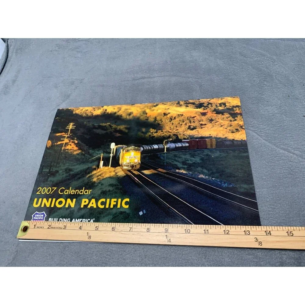 Union Pacific 2007 Train Locomotive Calendar Collectible Vintage Railway Photogr